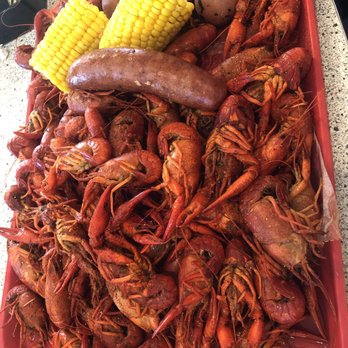 Fannett Seafood - 4 lbs of boiled crawfish (mild) - Cajun/Creole Near Me - Beaumont, Texas