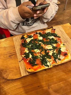 Jules Thin Crust by null