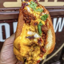 Top Dawg HTX - Loaded Chili cheese hotdog