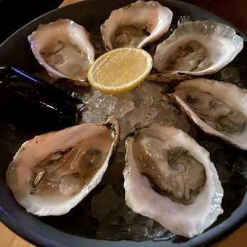 Union Restaurant - Local Oysters. - Cocktail Bars Near Me - Portland, Maine Union Restaurant - Local Oysters. - Cocktail Bars Near Me - Portland, Maine