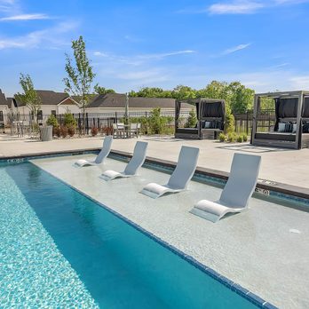 Slate at Fishers District - Resort-style pool - Apartments Near Me - Fishers, Indiana Slate at Fishers District - Resort-style pool - Apartments Near Me - Fishers, Indiana