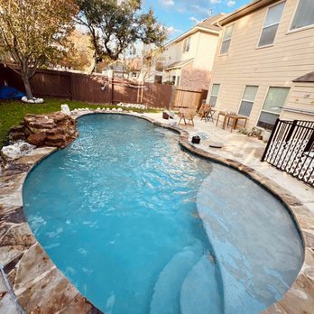 Davis Pools - Pool & Hot Tub Service Near Me - Helotes, Texas