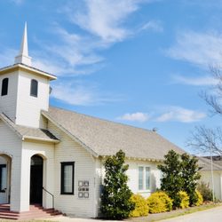 Relate Church - We worship at the historical Southern Chapel in Cross Roads, Texas.