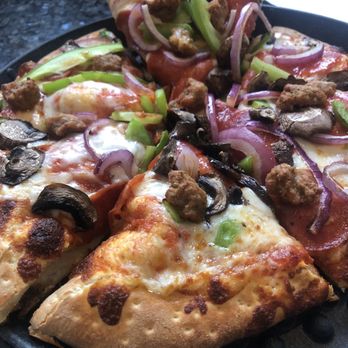 RICK’S PIZZA, BEER, & MORE - 265 Photos & 280 Reviews - 1305 N Virginia ...