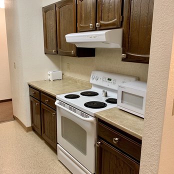 Wedgewood Resort - Kitchen - Resorts Near Me - Fairbanks, Alaska