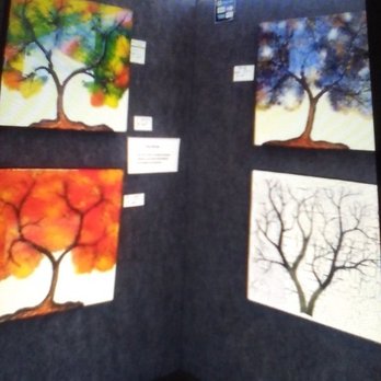 Moorpark Park - Art work. If you notice, trees of our 4 seasons.. - Parks Near Me - Studio City, California