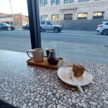 Intelligentsia Coffee - Window bar - Coffee & Tea Near Me - Los Angeles, California