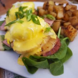 Harbour Diner - HAWIIAN BENNY