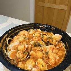 Rigatoni's - Holiday Cioppino - good