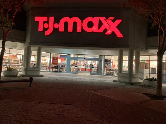 TJ MAXX - Updated October 2025 - 68 Photos & 69 Reviews - 588 W