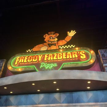 Halloween Horror Nights - fnaf entrance - Haunted Houses Near Me - Los Angeles, California Halloween Horror Nights - fnaf entrance - Haunted Houses Near Me - Los Angeles, California