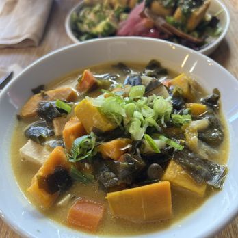 Juicy Brew - Hearty Miso Soup - Vegan Near Me - Honolulu, Hawaii Juicy Brew - Hearty Miso Soup - Vegan Near Me - Honolulu, Hawaii