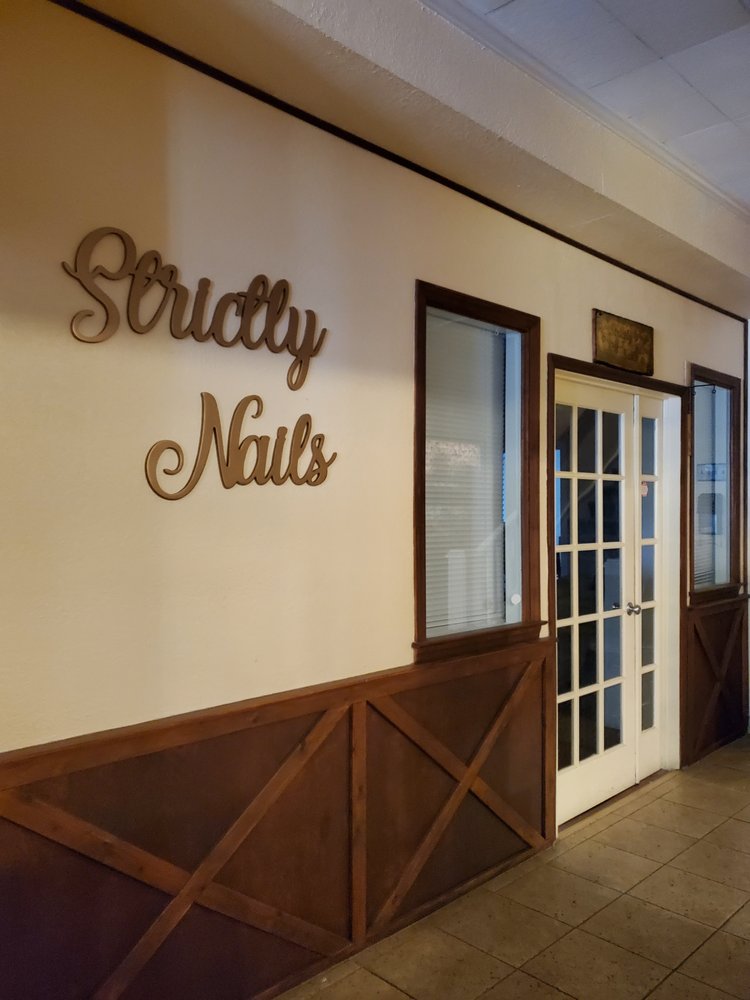 STRICTLY NAILS Updated August 2024 10 N Trade St, Tryon, North