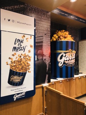 Garrett Popcorn Shops by null