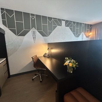Cambria Hotel Spokane Airport - Hotels Near Me - Spokane, Washington