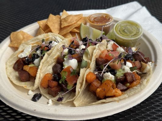 Dos Mundos Mexican American Cuisine by null