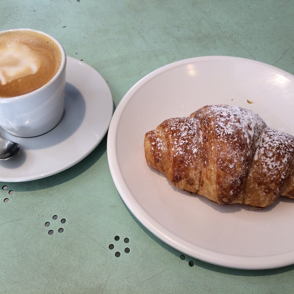 Hendrickx Belgian Bread Crafter - Latte & chocolate croissant - Bakeries Near Me - Chicago, Illinois