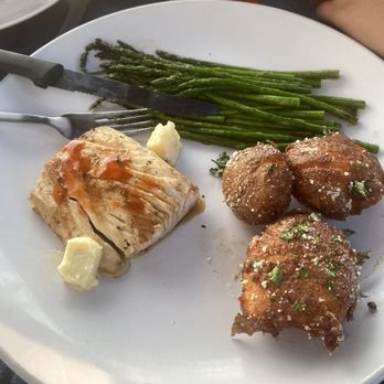 Driftwood Kitchen - mahi mahi with side of red potatoes and asparagus - Southern Near Me - Virginia Beach, Virginia Driftwood Kitchen - mahi mahi with side of red potatoes and asparagus - Southern Near Me - Virginia Beach, Virginia
