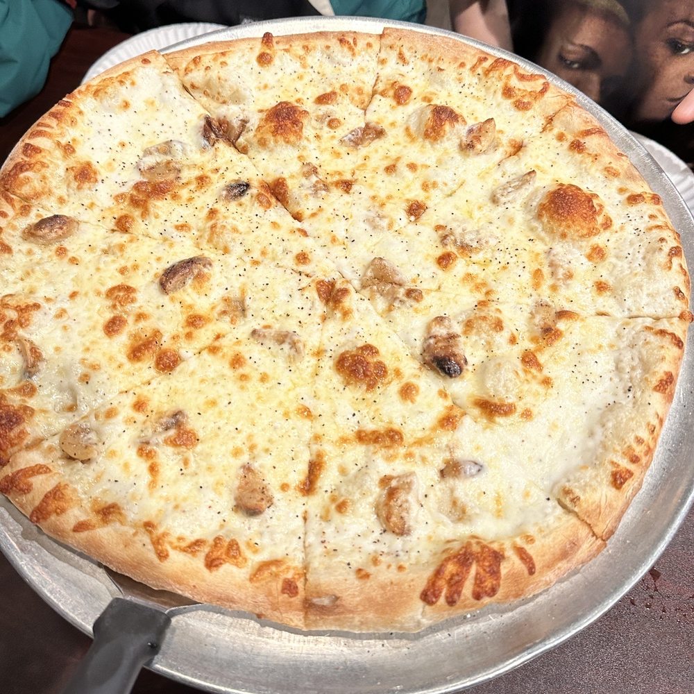 Sky's Pizza Pie - white garlic - Pizza Near Me - Pensacola, Florida Sky's Pizza Pie - white garlic - Pizza Near Me - Pensacola, Florida
