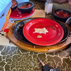 El Tequila Mexican Restaurant - Food was good. Service sucks