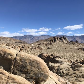 Mobius Arch Loop Trail - Hiking Near Me