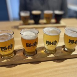 Belly Hop Brewing - Awesome flight!