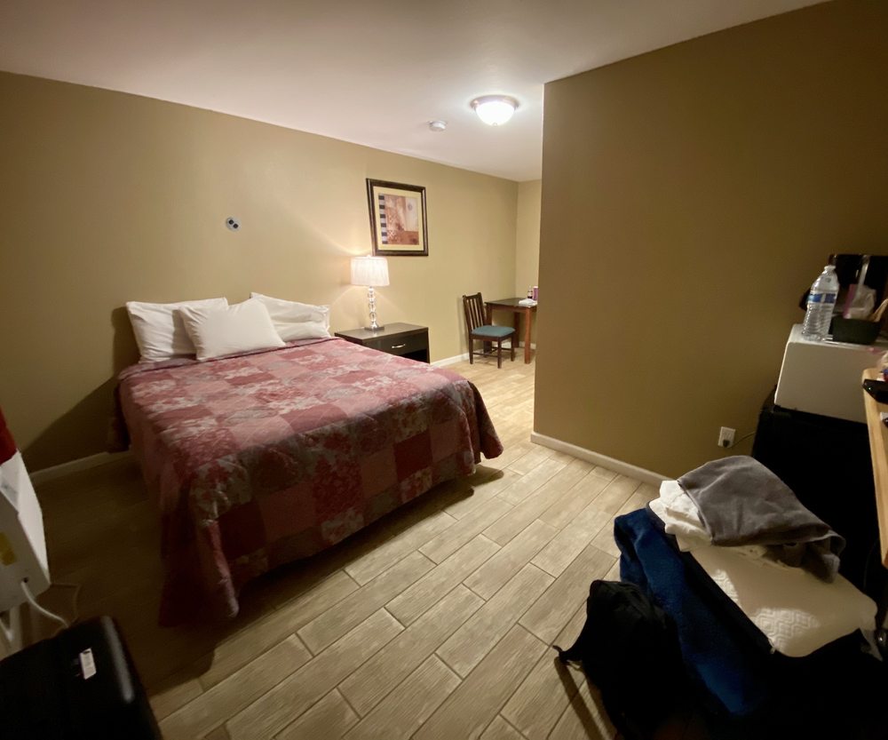 KETTLE FALLS INN Updated August 2024 12 Reviews 205 E 3rd Ave