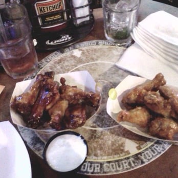 Buffalo Wild Wings - Left honey BBQ, Right Mild. - Chicken Wings Near Me - Burbank, California Buffalo Wild Wings - Left honey BBQ, Right Mild. - Chicken Wings Near Me - Burbank, California