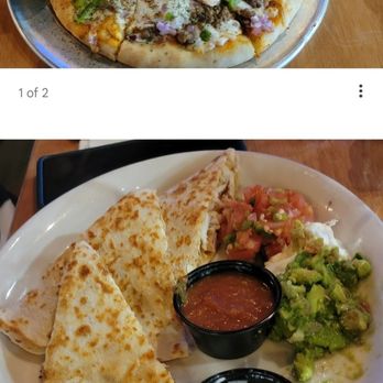 Big Al's Down The Hatch - Pizza and chicken quesadilla - Sports Bars Near Me - Waxahachie, Texas