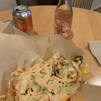 Red's Beer Garden - Nachos with chicken - Hot Dogs Near Me - Atlanta, Georgia Red's Beer Garden - Nachos with chicken - Hot Dogs Near Me - Atlanta, Georgia