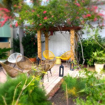 Spirit Well Sensory Lounge - Outside court yard - Hypnosis/Hypnotherapy Near Me - Stuart, Florida