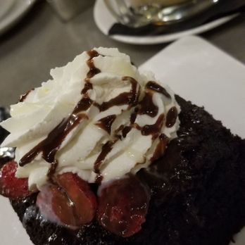 Anthonie's Market Grill - Chocolate cake - Seafood Near Me - Simonton, Texas