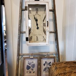 A Beautiful World - This clock