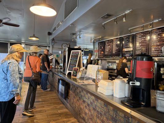 Central Grill and Coffee House by null