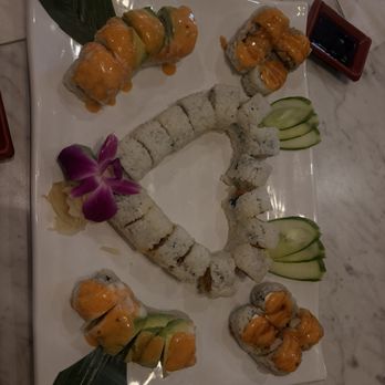 Asahi Sushi - Sushi Bars Near Me - Shelby Township, Michigan