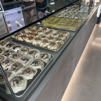 Di Vilma - Bakeries Near Me - Orlando, Florida