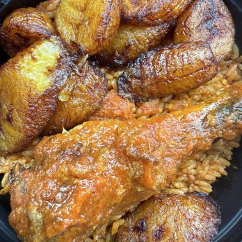 Hola Nigerian Kitchen - Jollof Rice and Plantain with Chicken - African Near Me - Roseville, Michigan Hola Nigerian Kitchen - Jollof Rice and Plantain with Chicken - African Near Me - Roseville, Michigan