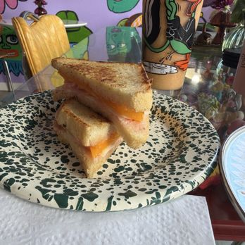 Ripple & Rose Cafe - Say Cheese sandwich - Breakfast & Brunch Near Me - Taylor, Texas