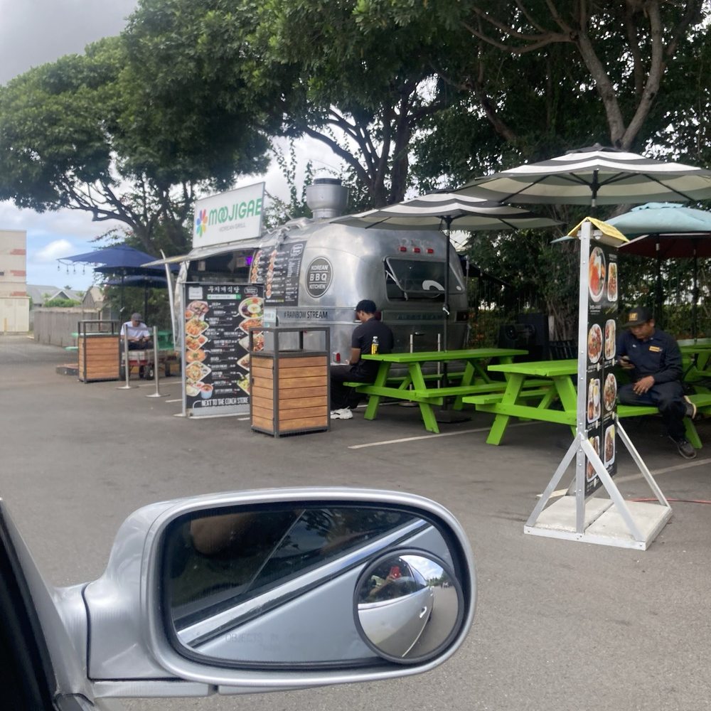 Yellow Kitchen - Food Trucks Near Me - Waipahu, Hawaii