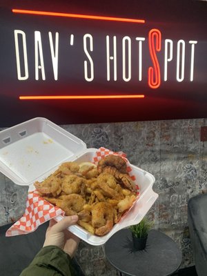 Dav’s Hotspot Restaurant + Lounge by null