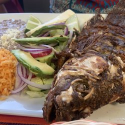 Montoya Mexican Restaurant - Mojarra frita
