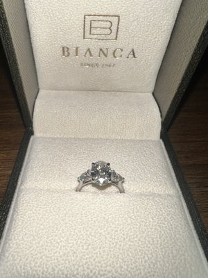 Bianca Jewelers by null