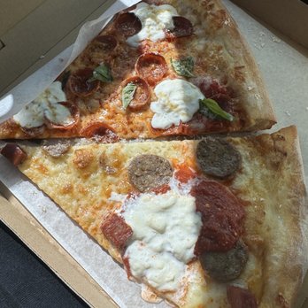 Mr Moto Pizza - Mr moto and piece of art - Pizza Near Me - Orange, California