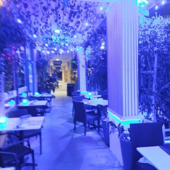 Galini Greek Restaurant - Seating outside - Mediterranean Near Me - Boca Raton, Florida Galini Greek Restaurant - Seating outside - Mediterranean Near Me - Boca Raton, Florida