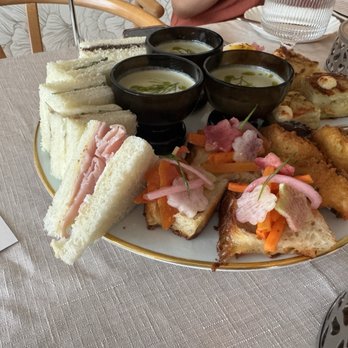 Lansdowne - Savory - American Near Me - Portland, Oregon