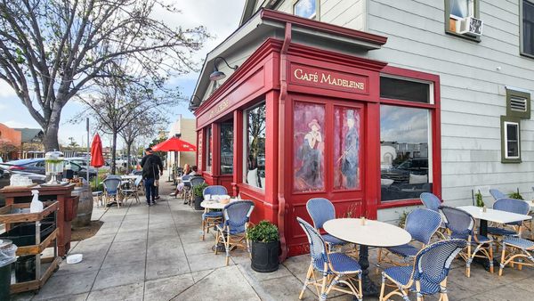Café Madeleine South Park by null