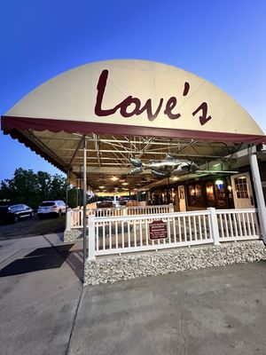 LOVE'S SEAFOOD & STEAKS by null