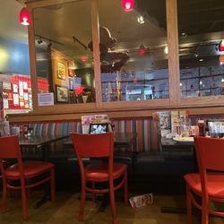 Red Robin Gourmet Burgers and Brews