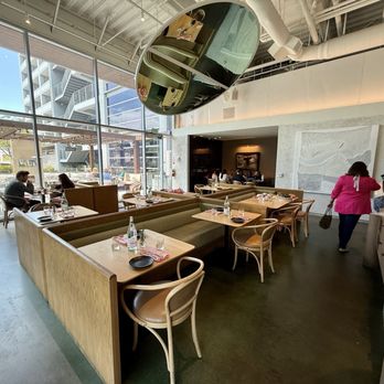 Solstice - seating area - New American Near Me - Irvine, California Solstice - seating area - New American Near Me - Irvine, California
