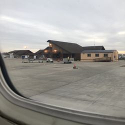 Dickinson Theodore Roosevelt Regional Airport - Airport